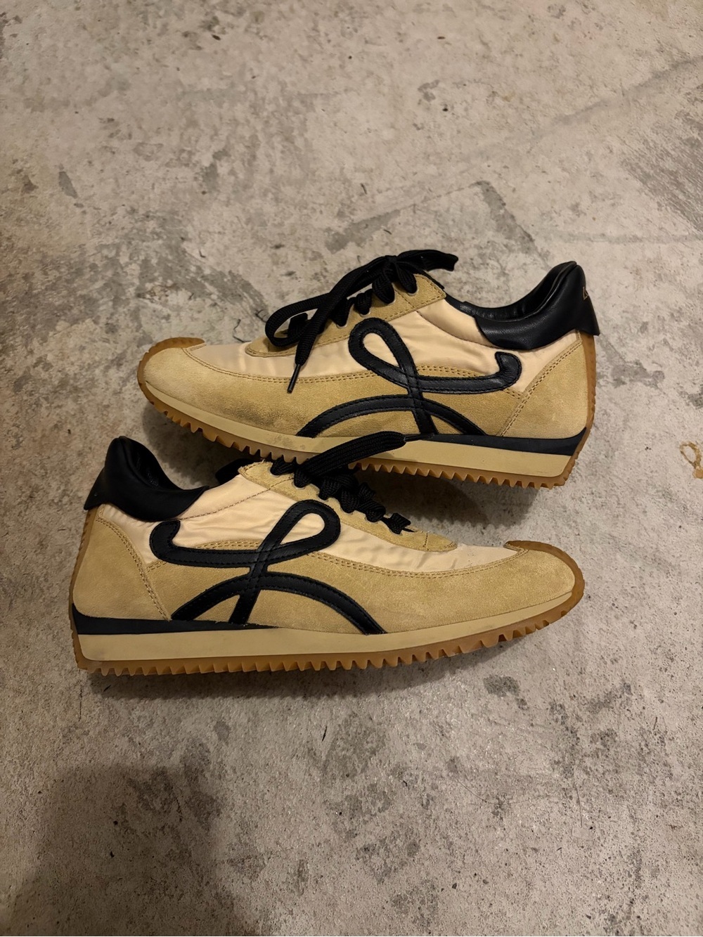Loewe Beige and Black Casual Sneakers